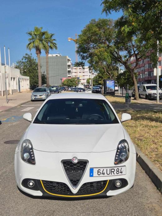 alfa-romeo-giulietta-1-6-jtdm-16v-2018-diesel-1598cc