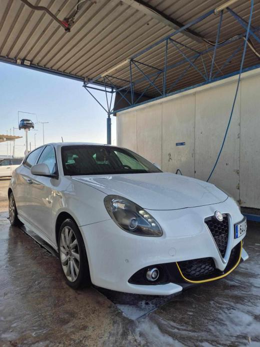 alfa-romeo-giulietta-1-6-jtdm-16v-2018-diesel-1598cc