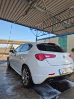 alfa-romeo-giulietta-1-6-jtdm-16v-2018-diesel-1598cc
