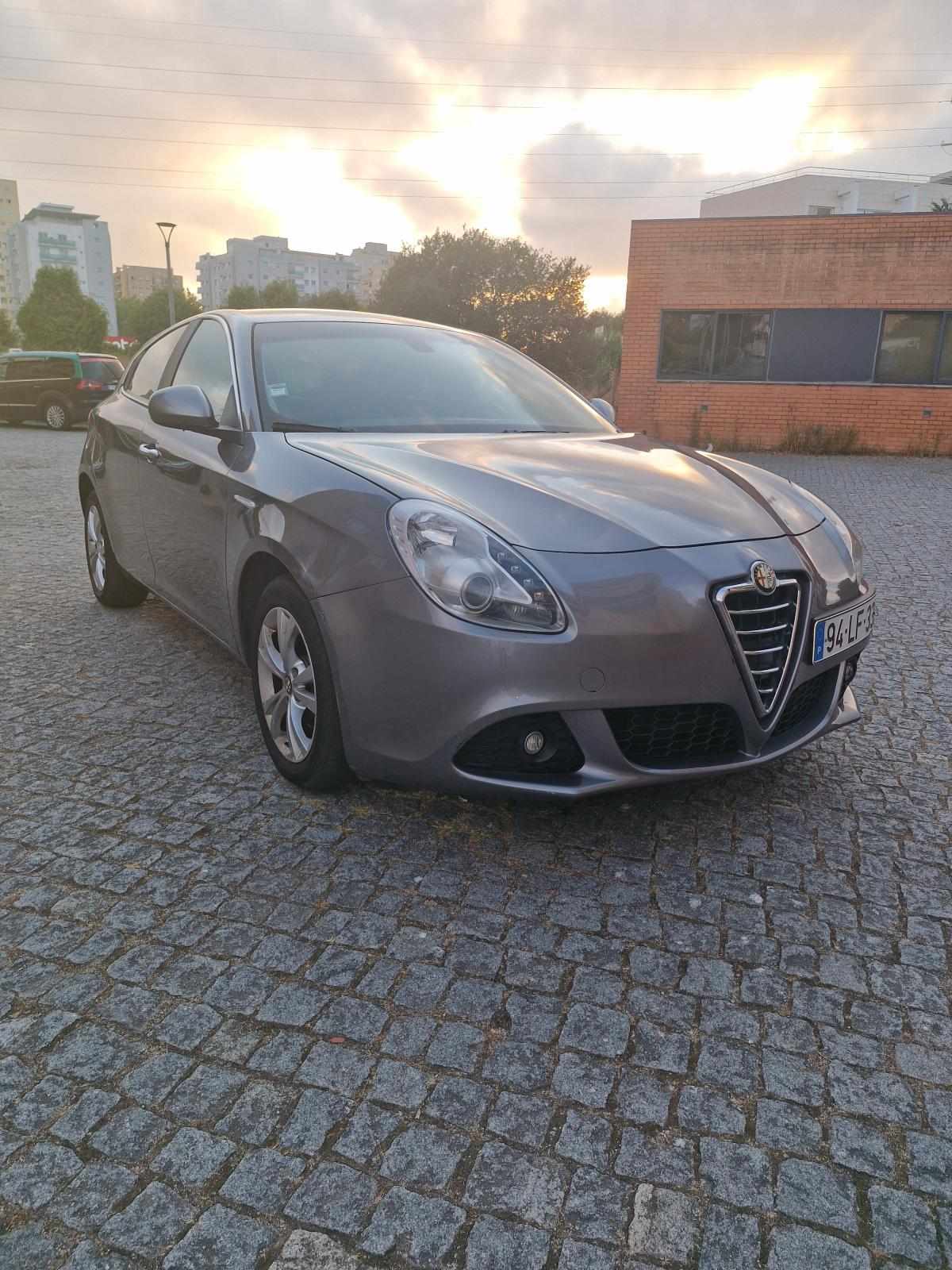alfa-romeo-giulietta-1-6-jtdm-16v-2011-diesel-1598cc