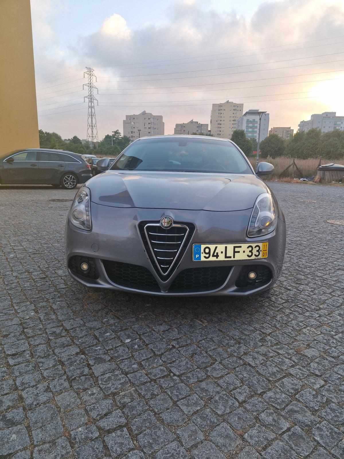 alfa-romeo-giulietta-1-6-jtdm-16v-2011-diesel-1598cc