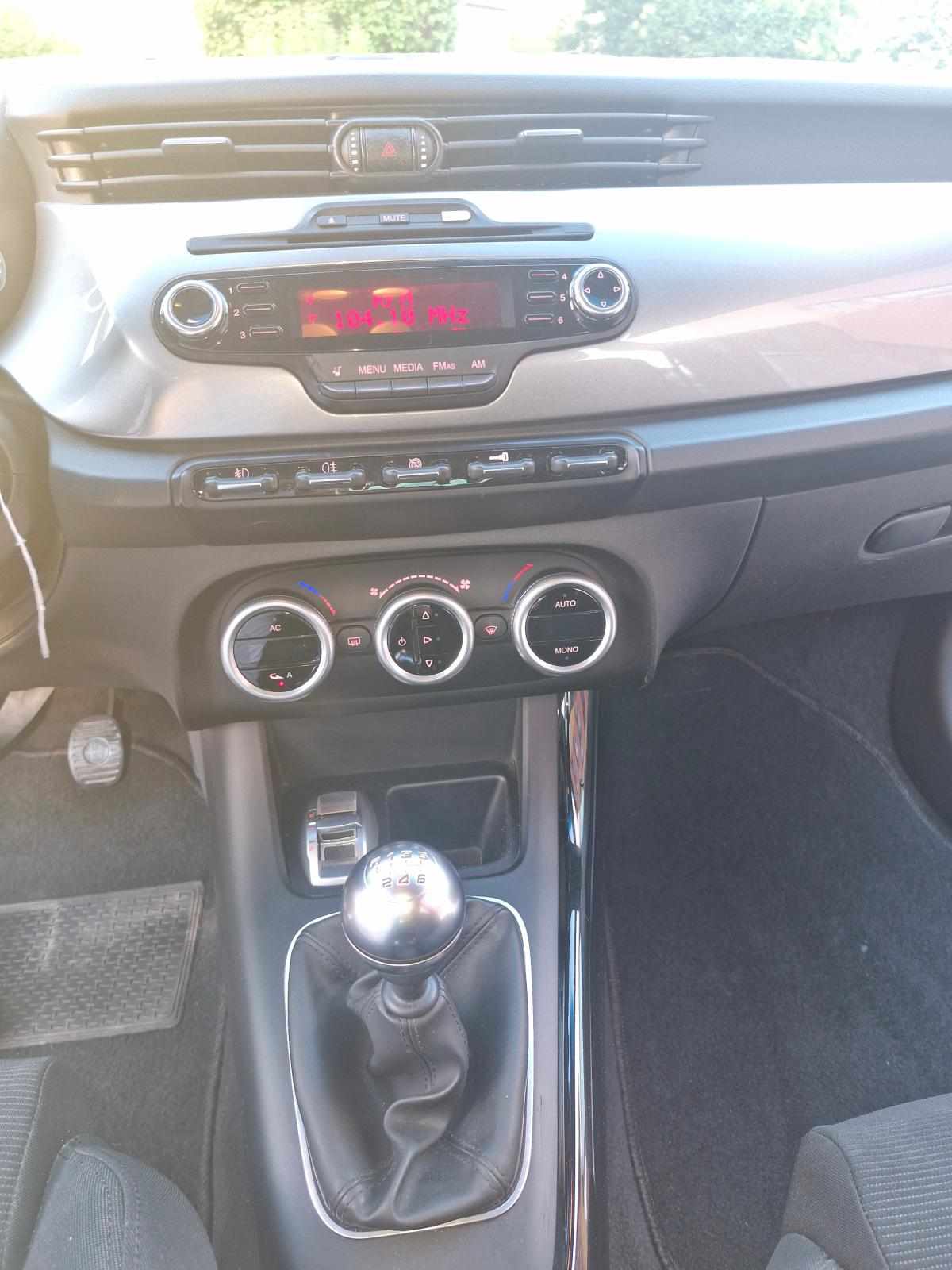 alfa-romeo-giulietta-1-6-jtdm-16v-2011-diesel-1598cc