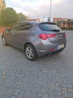 alfa-romeo-giulietta-1-6-jtdm-16v-2011-diesel-1598cc