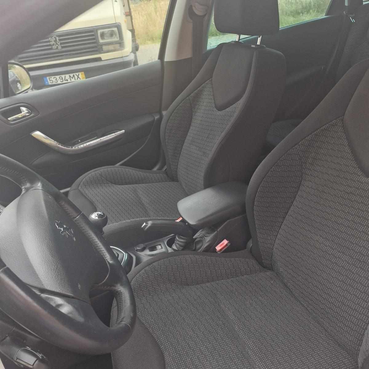 peugeot-308-1-6-hdi-fap-2011-diesel-1560cc