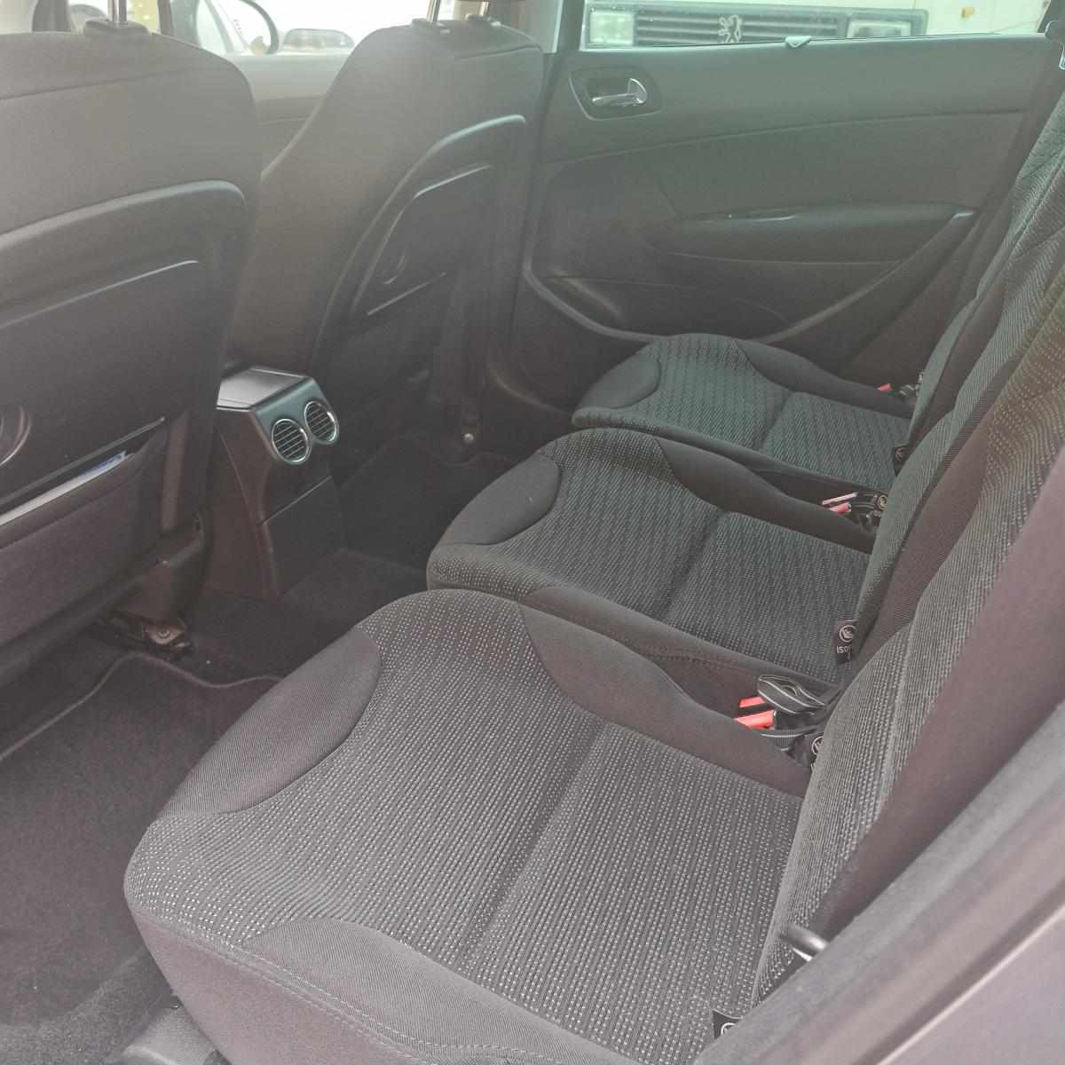 peugeot-308-1-6-hdi-fap-2011-diesel-1560cc