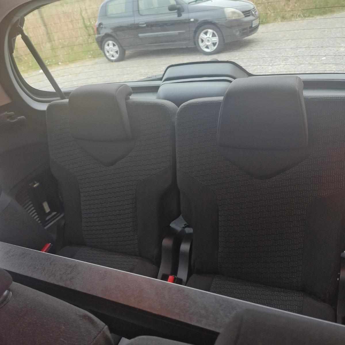 peugeot-308-1-6-hdi-fap-2011-diesel-1560cc