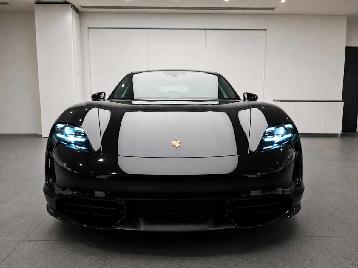 porsche-taycan-turbo-2021-eletrico