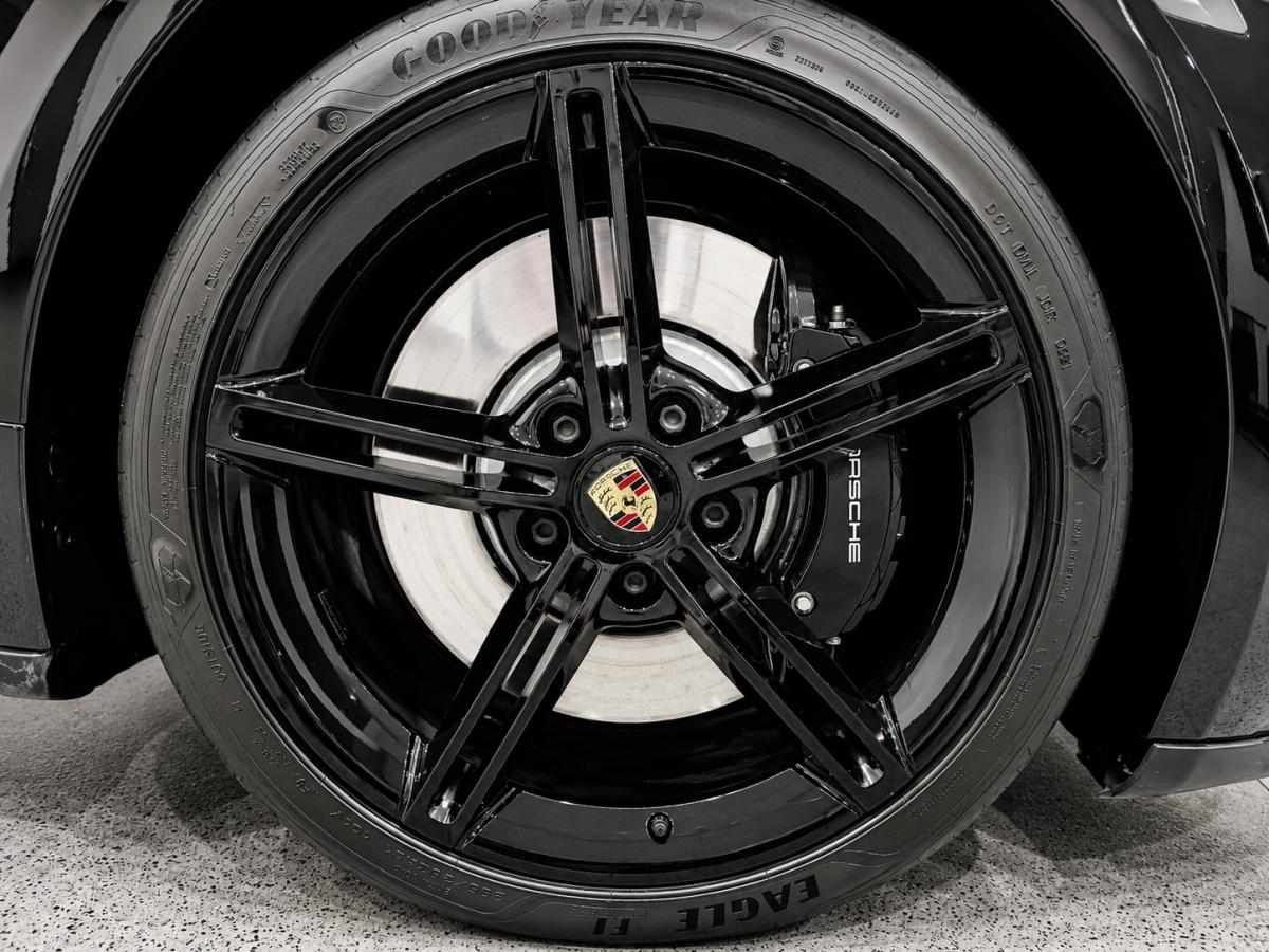 porsche-taycan-turbo-2021-eletrico