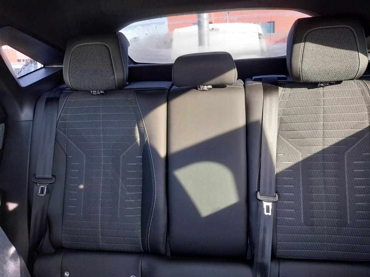 peugeot-e-3008-210-2025-eletrico