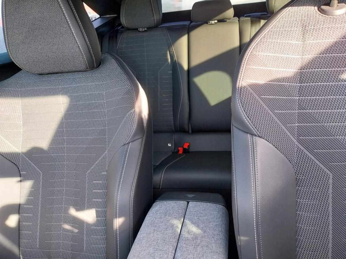 peugeot-e-3008-210-2025-eletrico