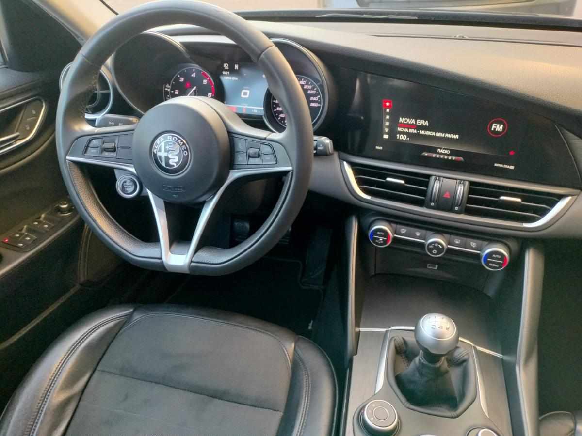 alfa-romeo-giulia-2-2-jtdm-2016-diesel-2143cc