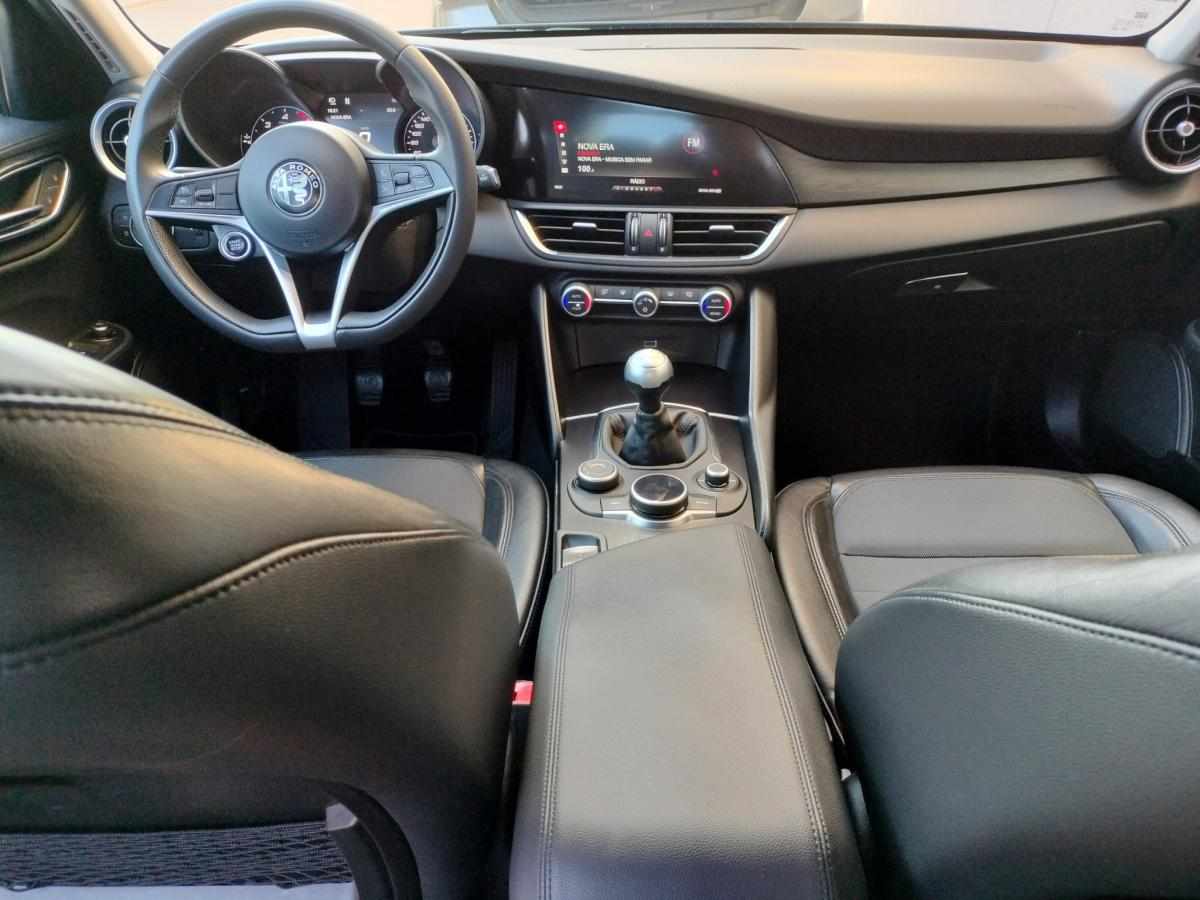 alfa-romeo-giulia-2-2-jtdm-2016-diesel-2143cc