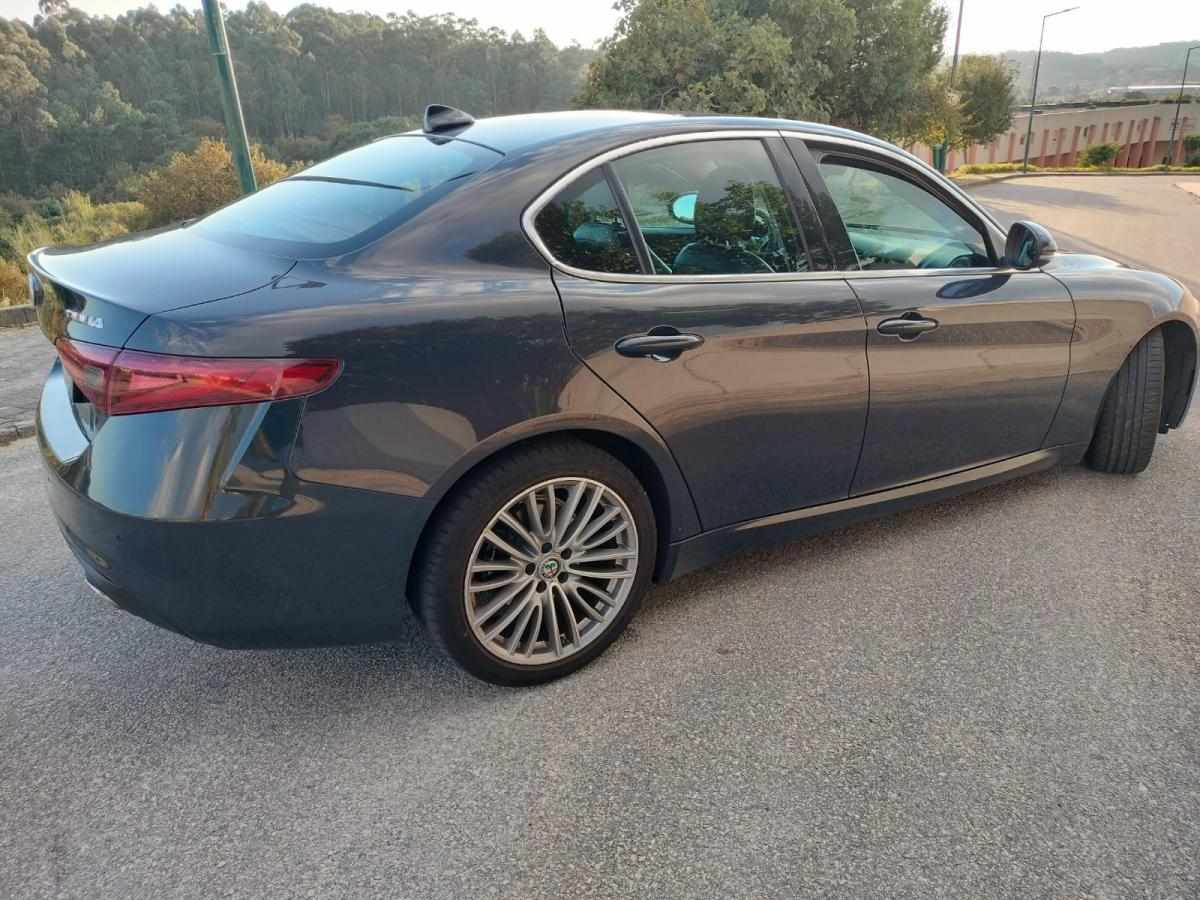 alfa-romeo-giulia-2-2-jtdm-2016-diesel-2143cc