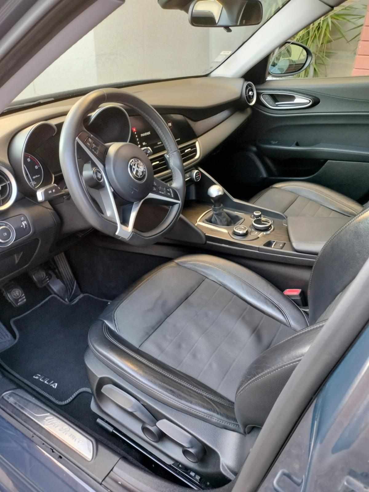 alfa-romeo-giulia-2-2-jtdm-2016-diesel-2143cc