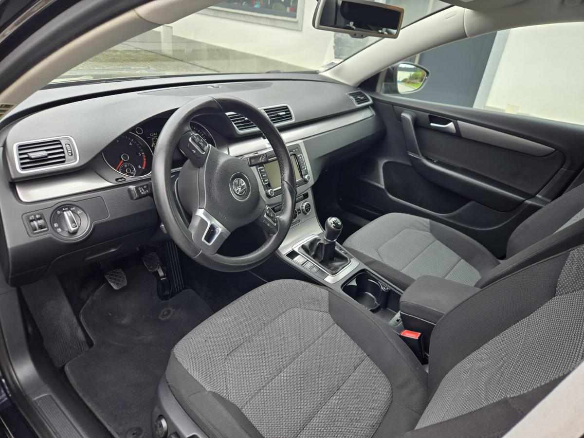volkswagen-passat-1-6-tdi-bluemotion-2014-diesel-1598cc