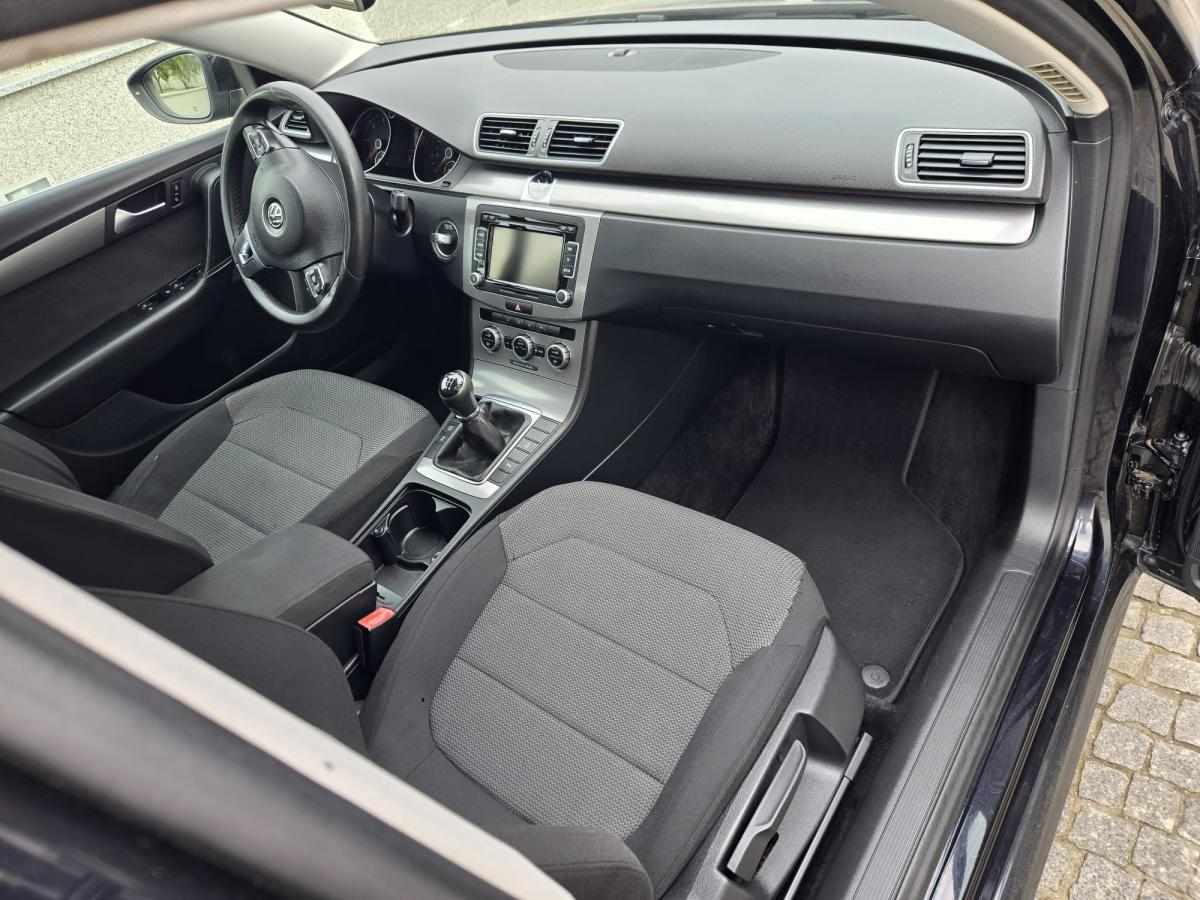 volkswagen-passat-1-6-tdi-bluemotion-2014-diesel-1598cc