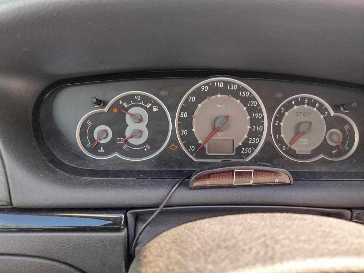citroen-c5-1-6-109cv-2004-diesel-1560cc
