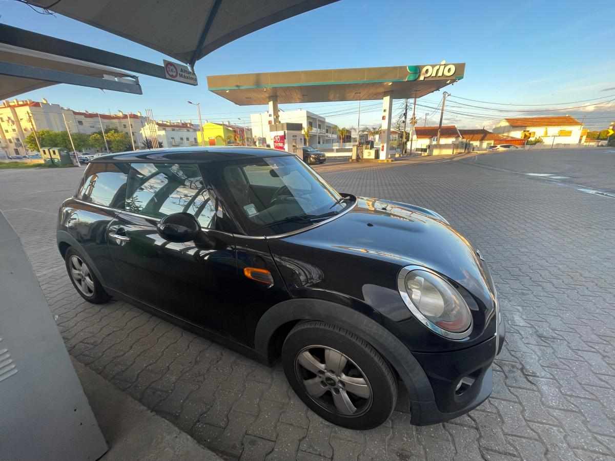 mini-hatch-d-1-5-2017-diesel-1496cc