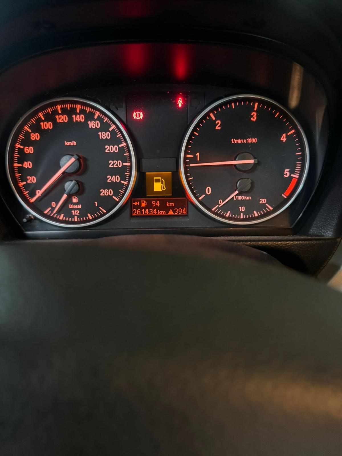 bmw-serie-3-318d-2010-diesel-1995cc