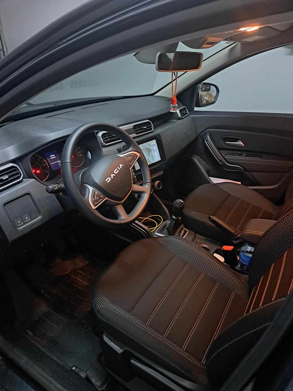 dacia-duster-1-0-tce-2023-gasolina-999cc