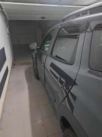 dacia-duster-1-0-tce-2023-gasolina-999cc