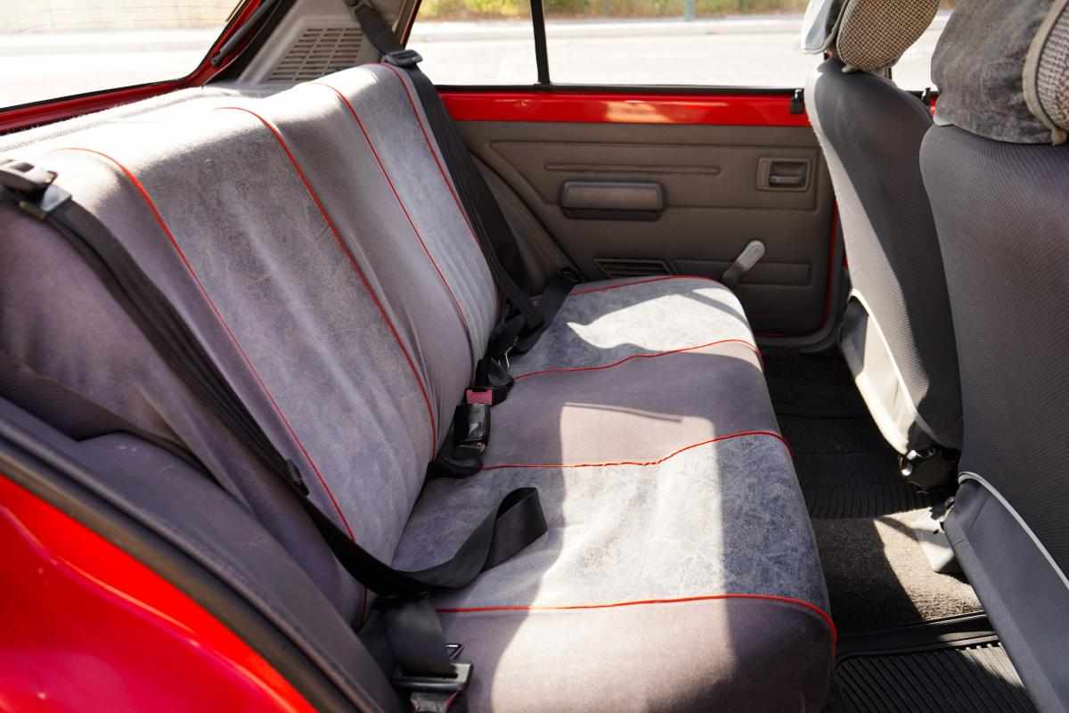 peugeot-205-1-8-1989-diesel-1769cc