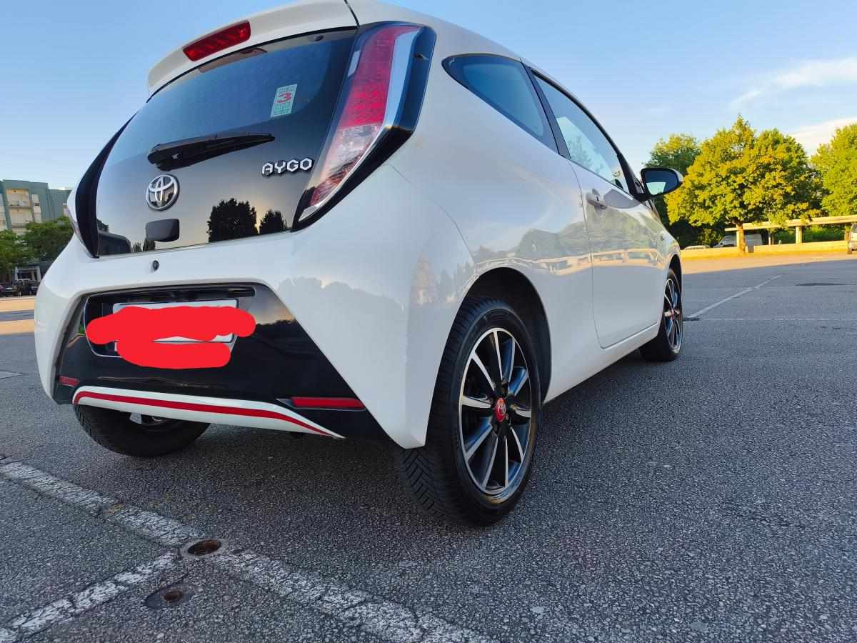 toyota-aygo-1-0-vvt-i-2016-gasolina-998cc