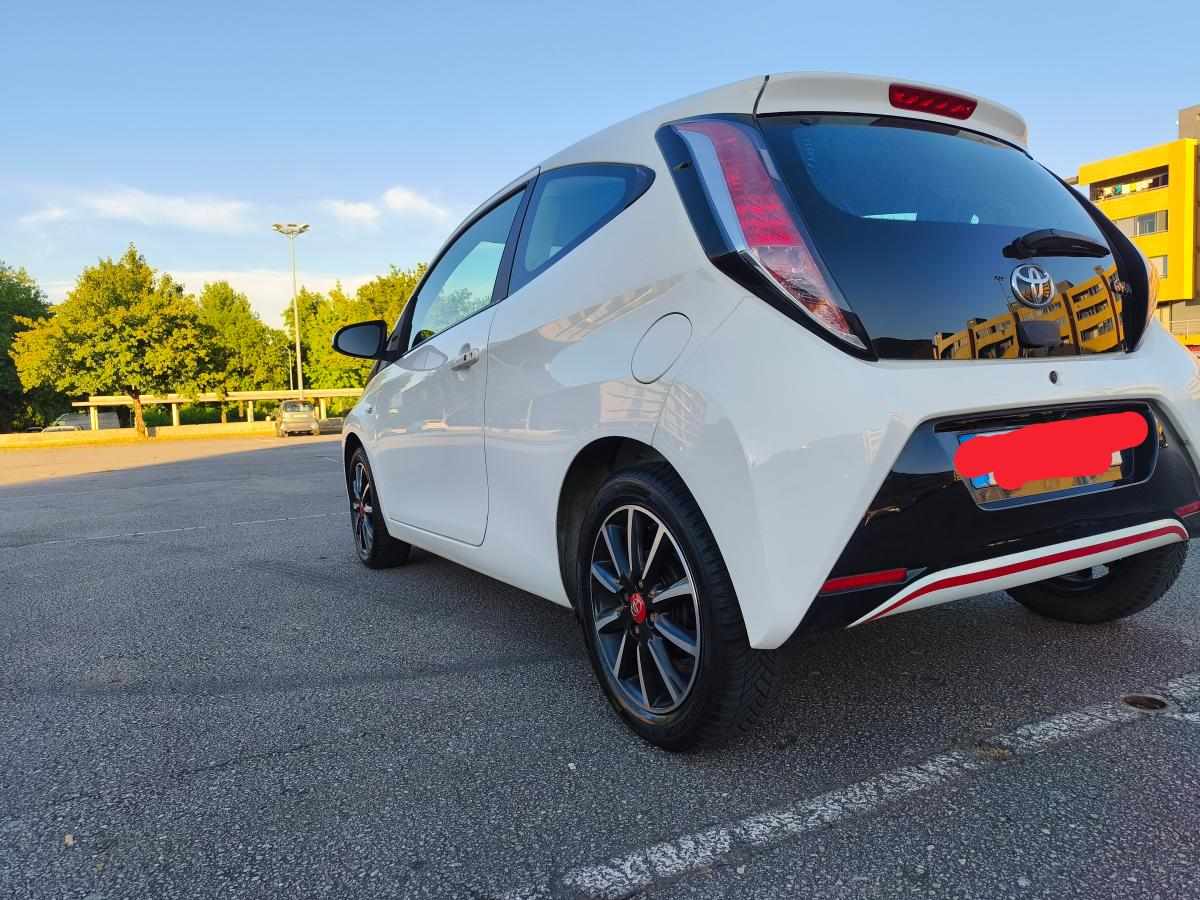toyota-aygo-1-0-vvt-i-2016-gasolina-998cc
