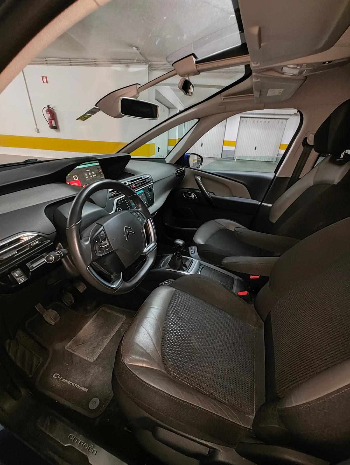 citroen-c4-picasso-1-6-bluehdi-2018-diesel-1560cc