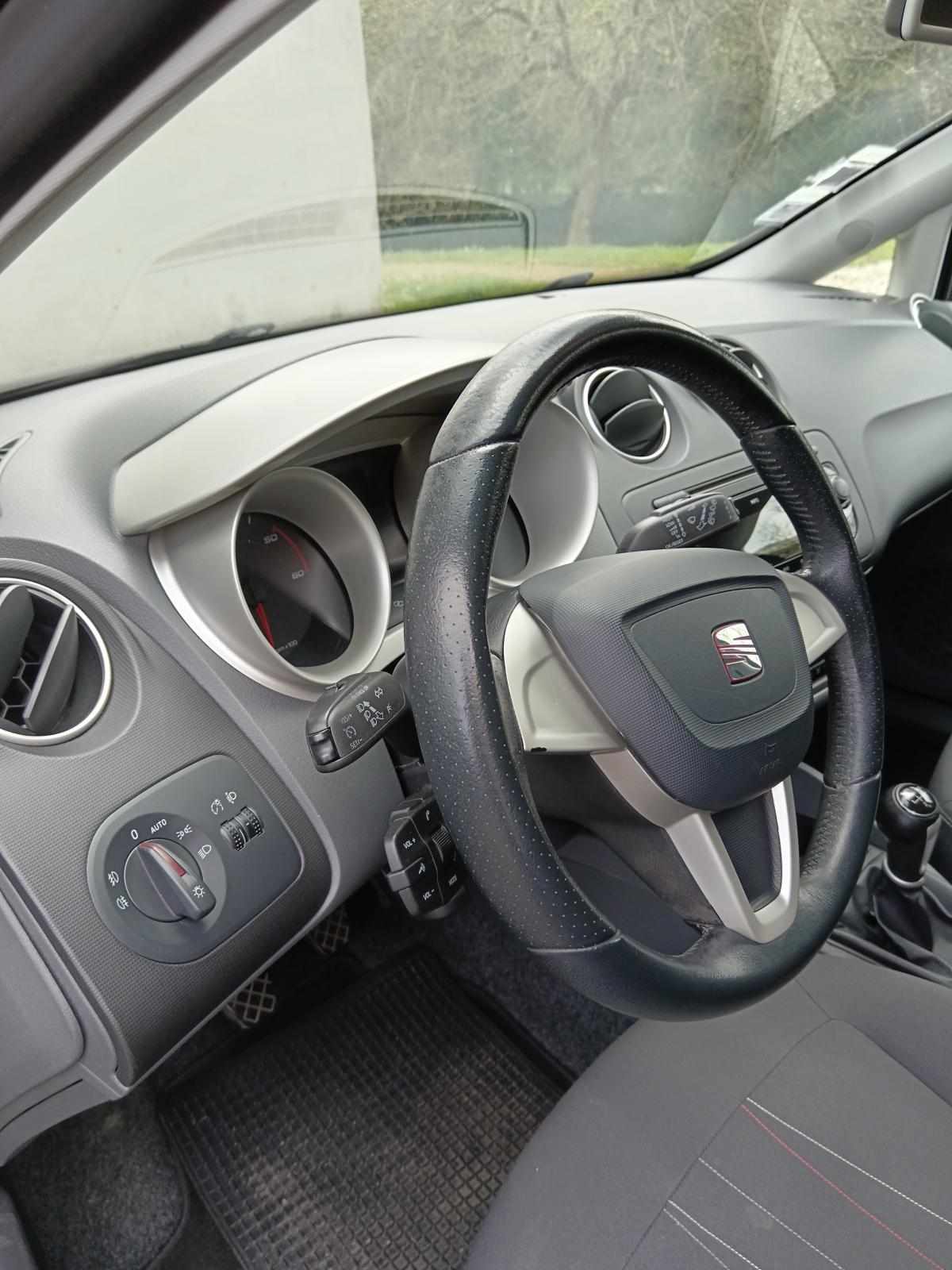 seat-ibiza-1-6-tdi-2011-diesel-1598cc