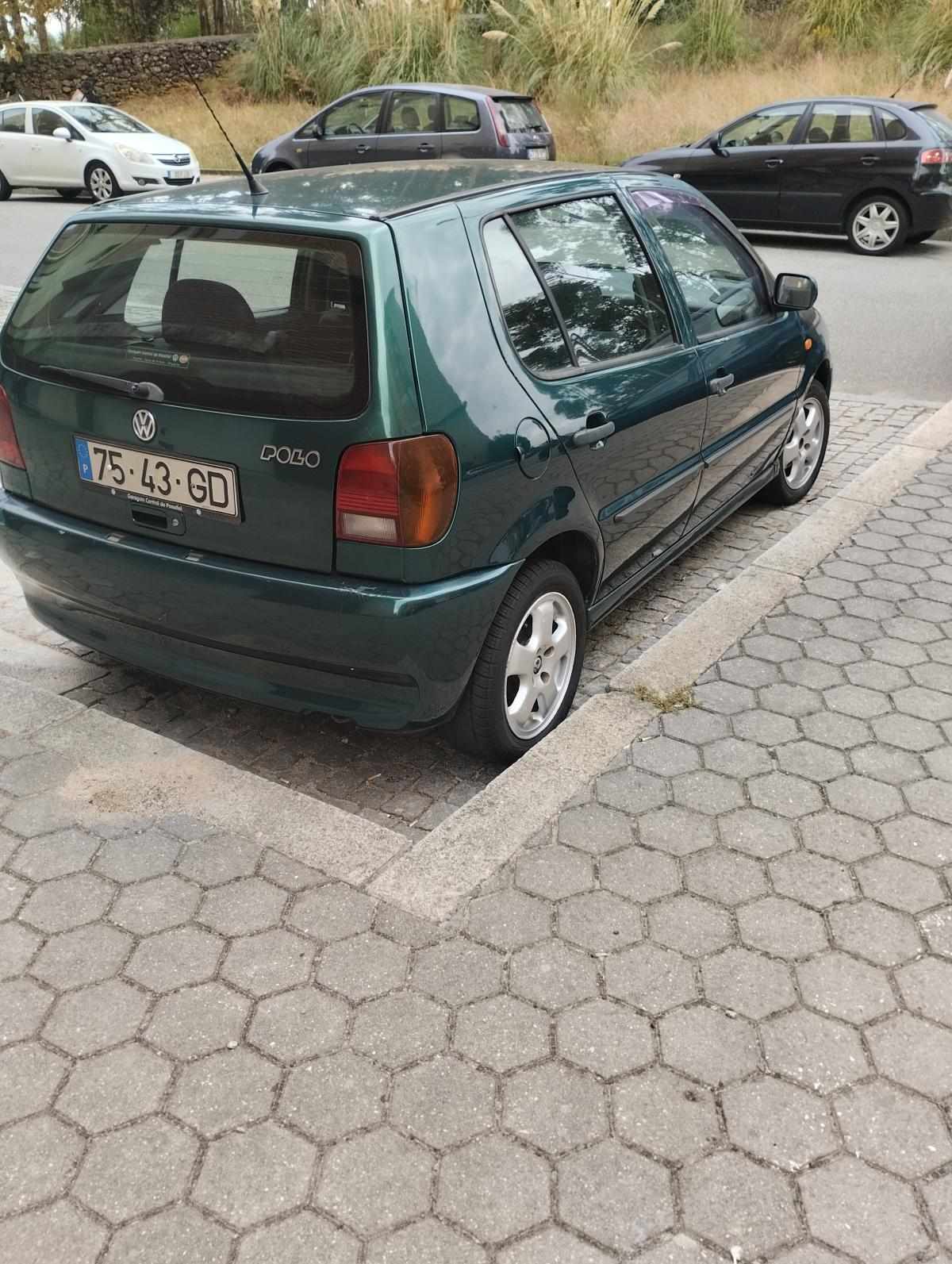 volkswagen-polo-1-4-60cv-1996-gasolina-1390cc