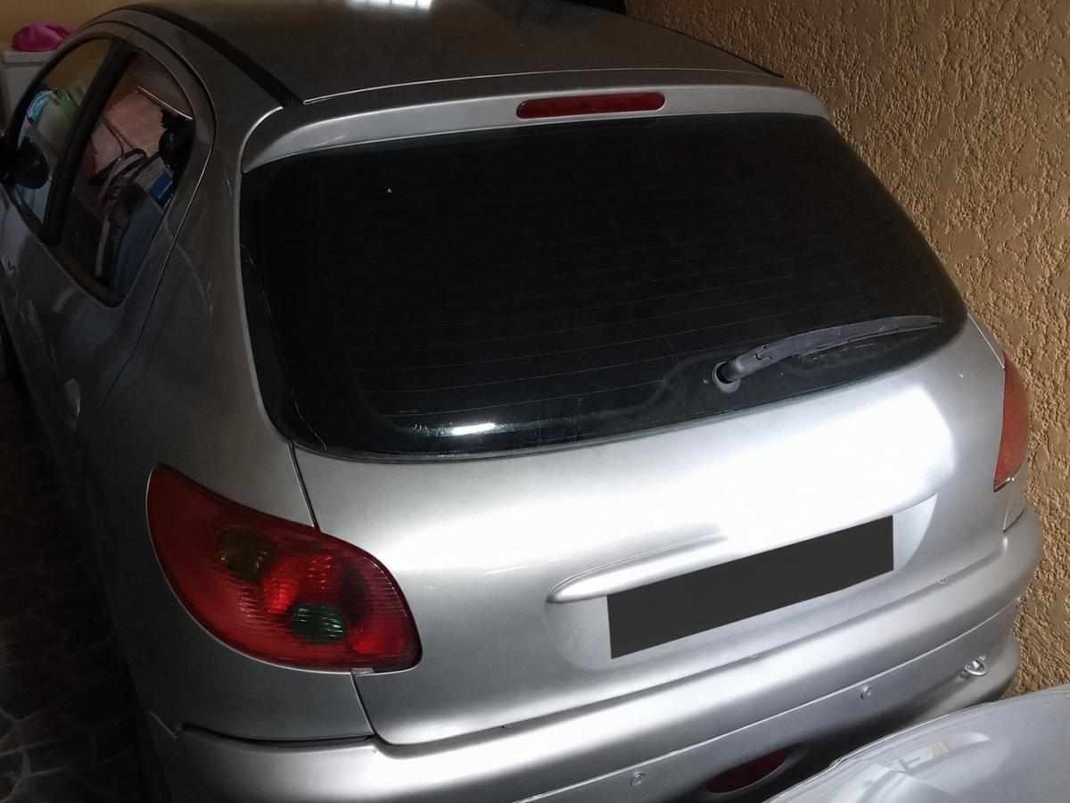 peugeot-206-1-1-2004-gasolina-1124cc