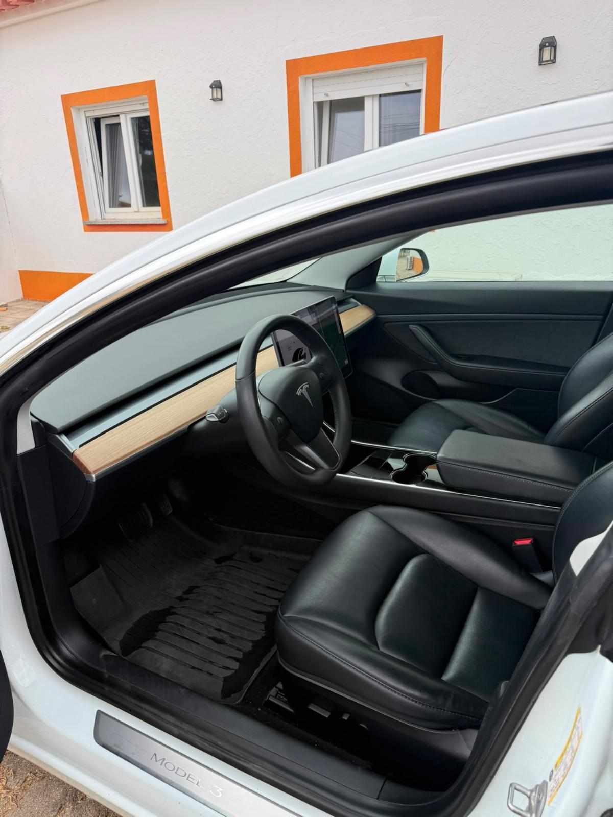 tesla-model-3-standard-range-2020-eletrico