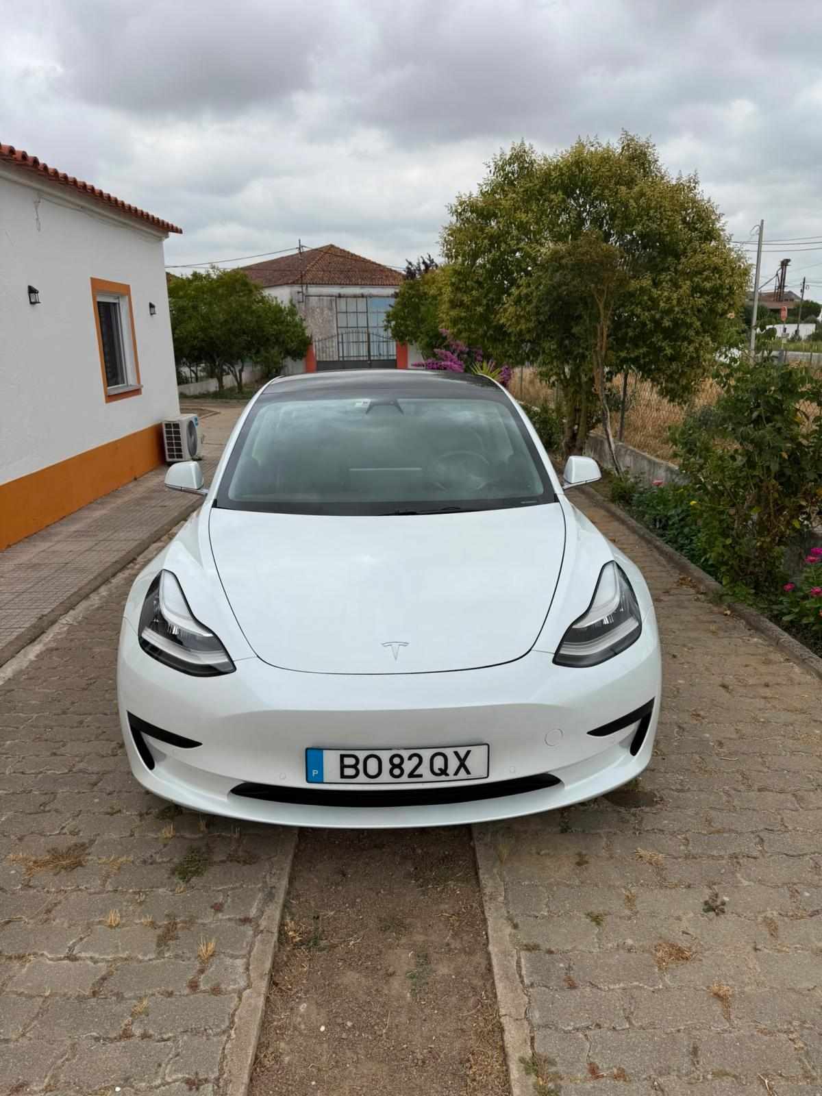 tesla-model-3-standard-range-2020-eletrico