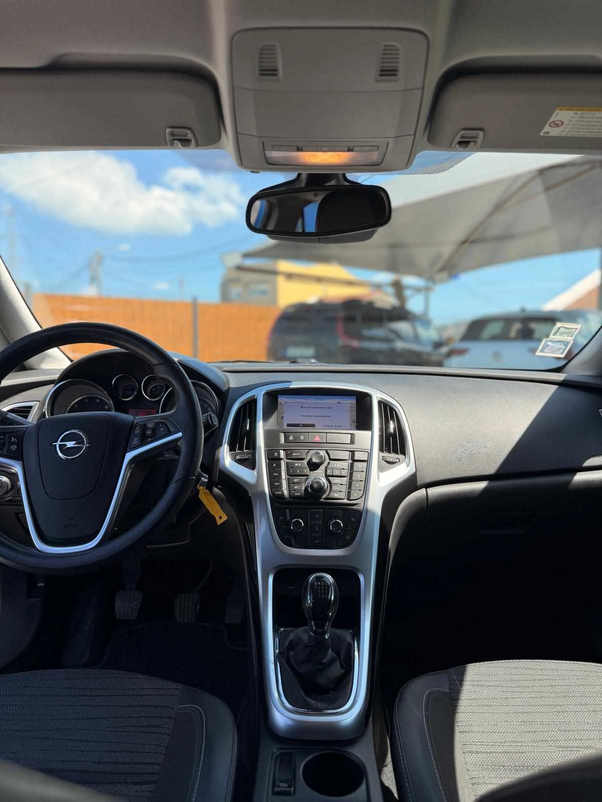 opel-astra-1-6-cdti-2015-diesel-1598cc