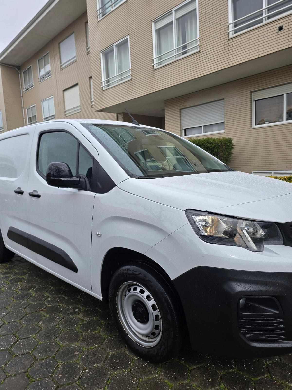 peugeot-partner-1-5-bluehdi-2023-diesel-1499cc