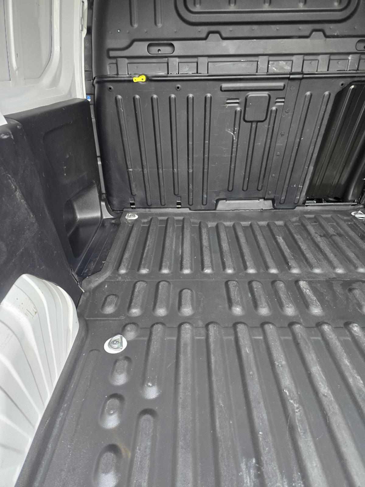 peugeot-partner-1-5-bluehdi-2023-diesel-1499cc