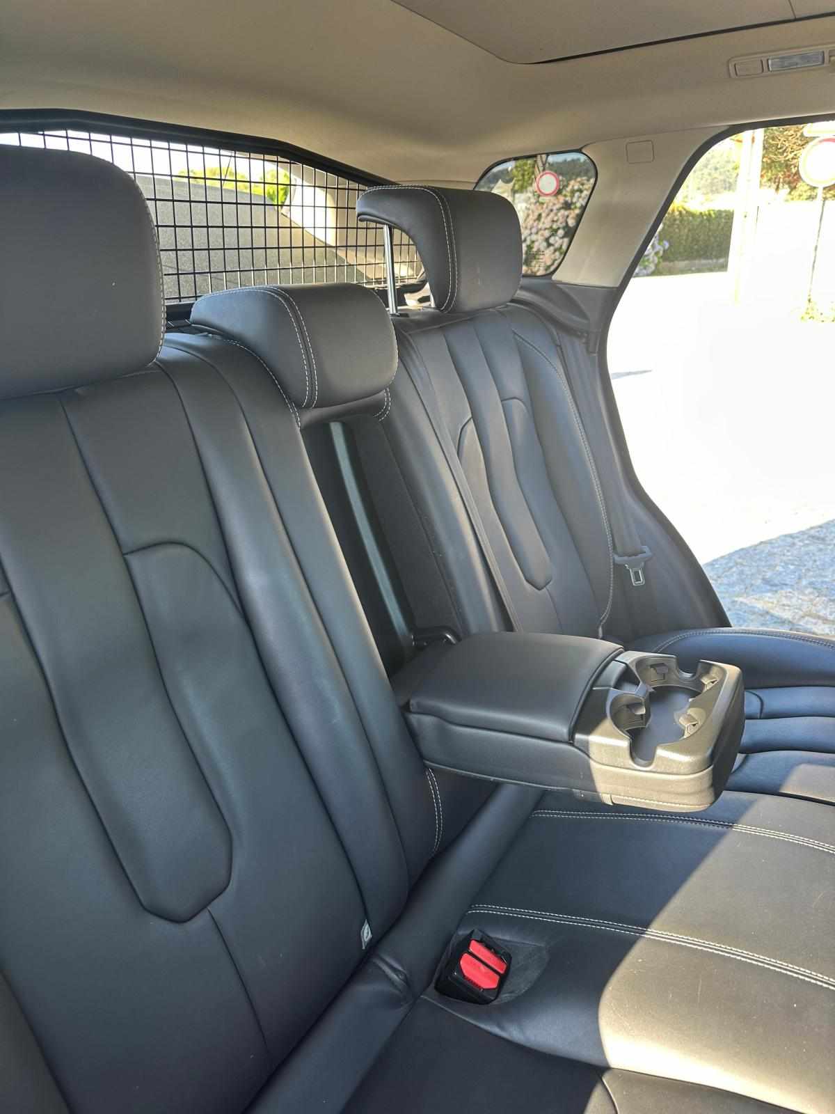 land-rover-range-rover-evoque-2-2-td4-awd-2012-diesel-2179cc