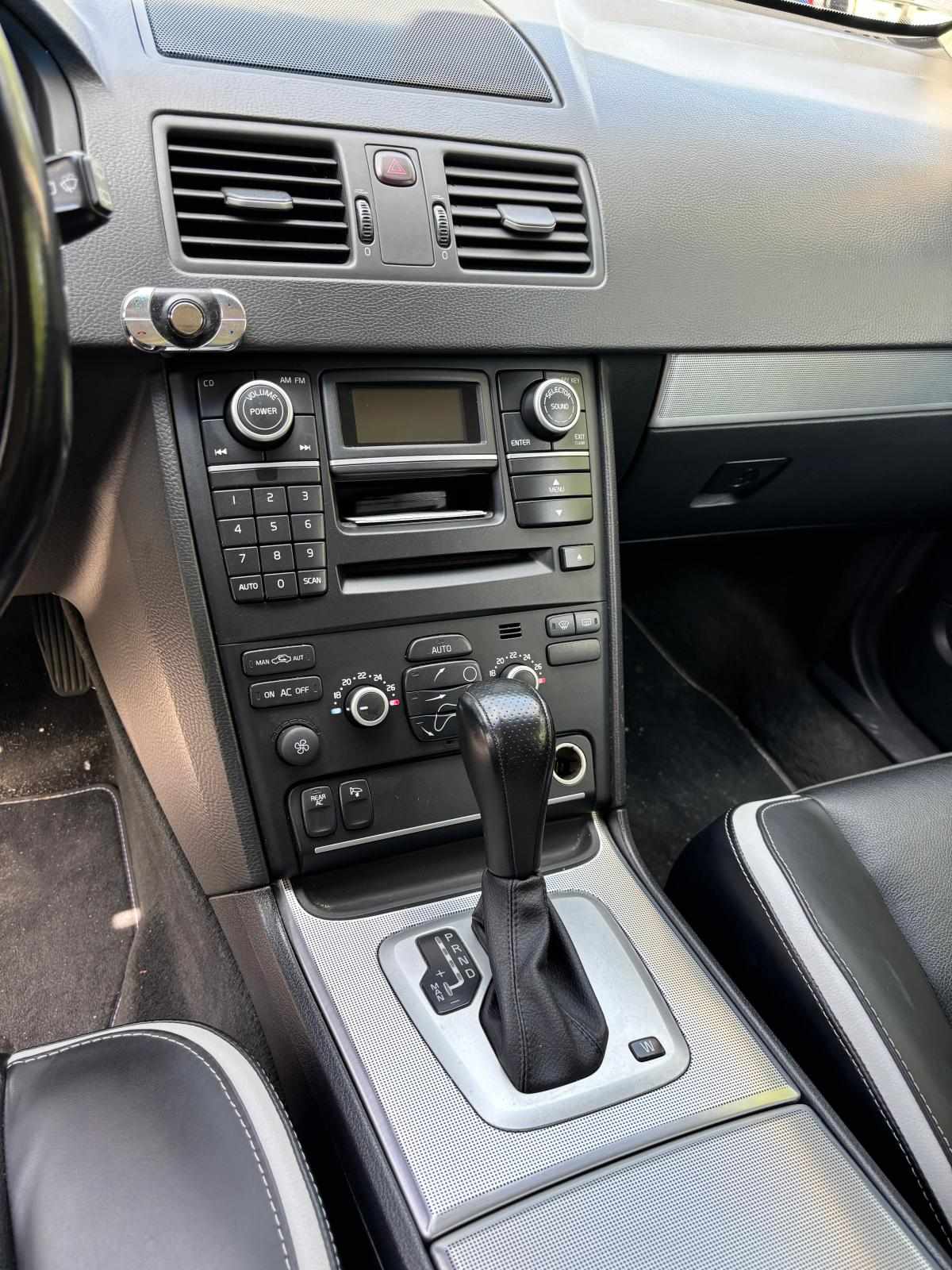 volvo-xc90-2-4-d5-2007-diesel-2400cc