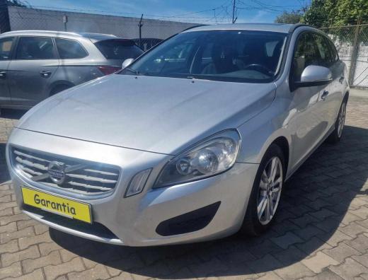 volvo-v60-1-6-drive-2011-diesel-1560cc