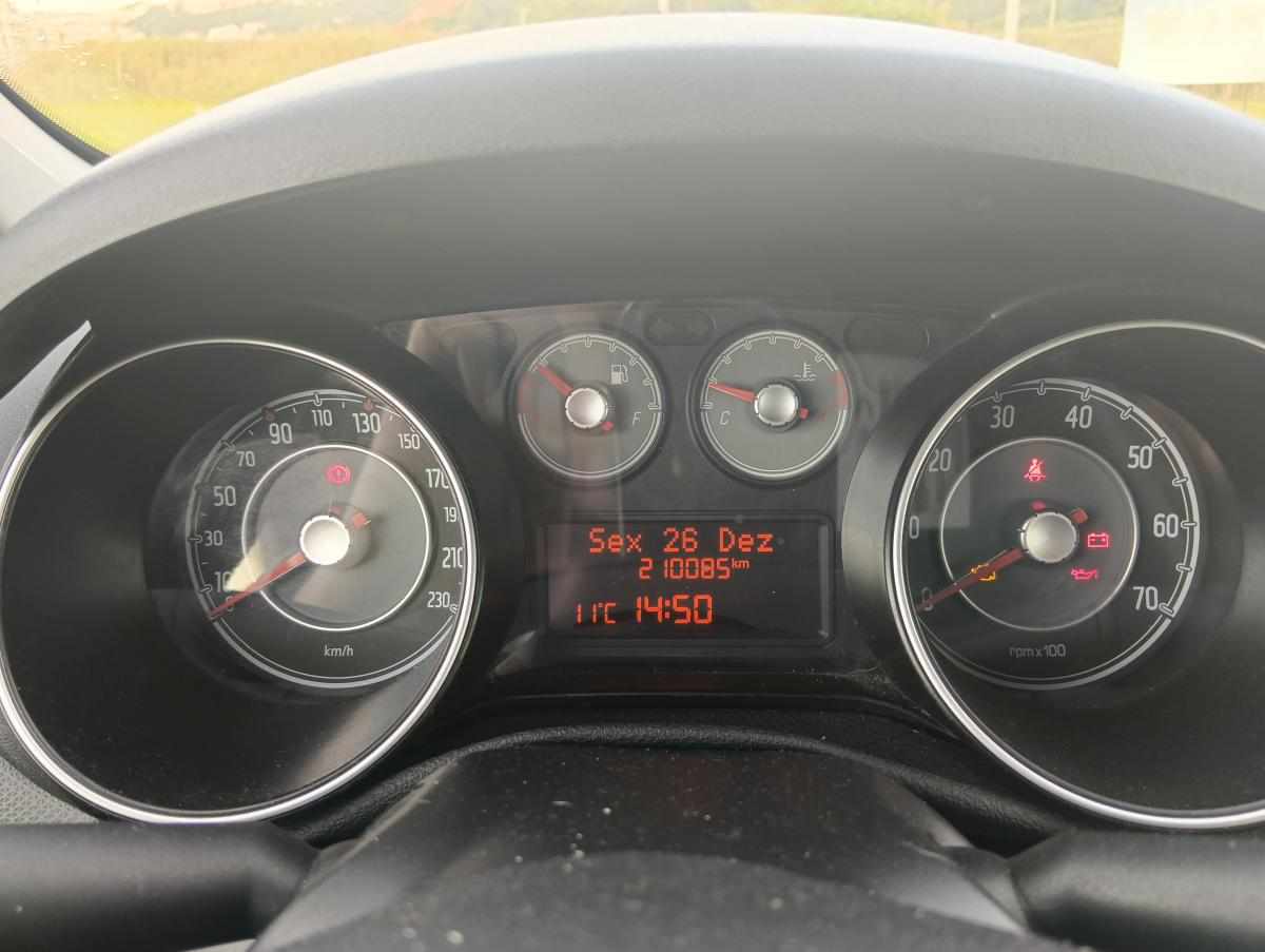 fiat-punto-1-3-multijet-1-2-2012-diesel-1248cc