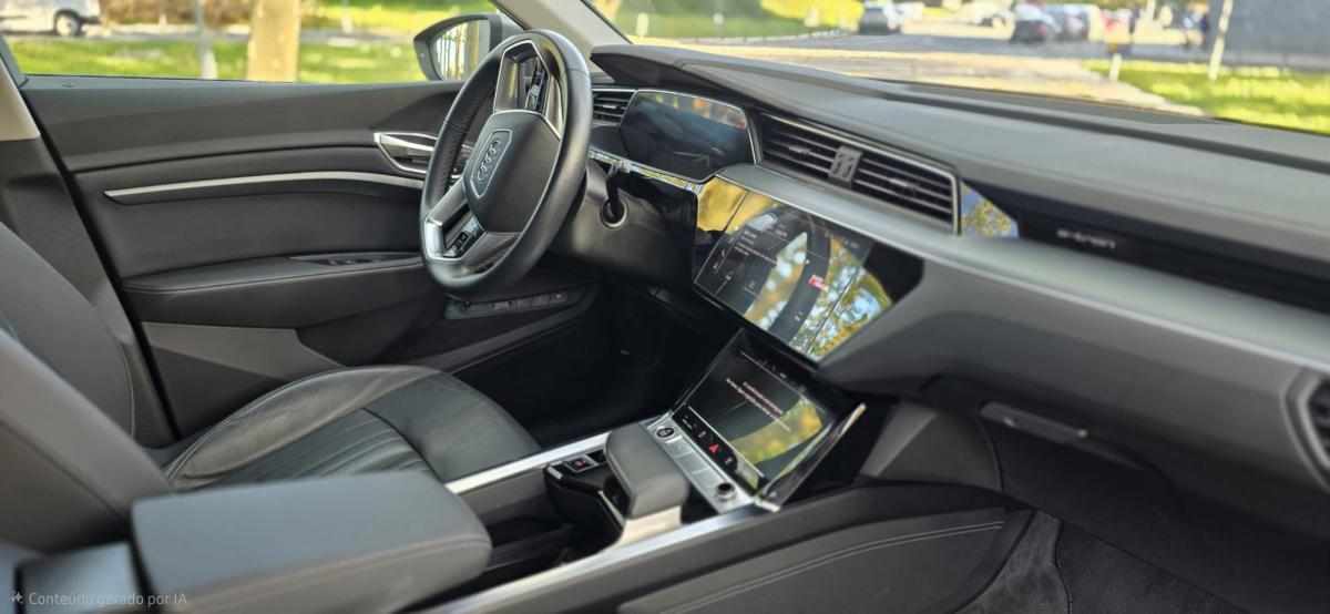 audi-e-tron-55-quattro-2022-eletrico