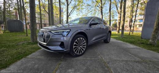 audi-e-tron-55-quattro-2022-eletrico