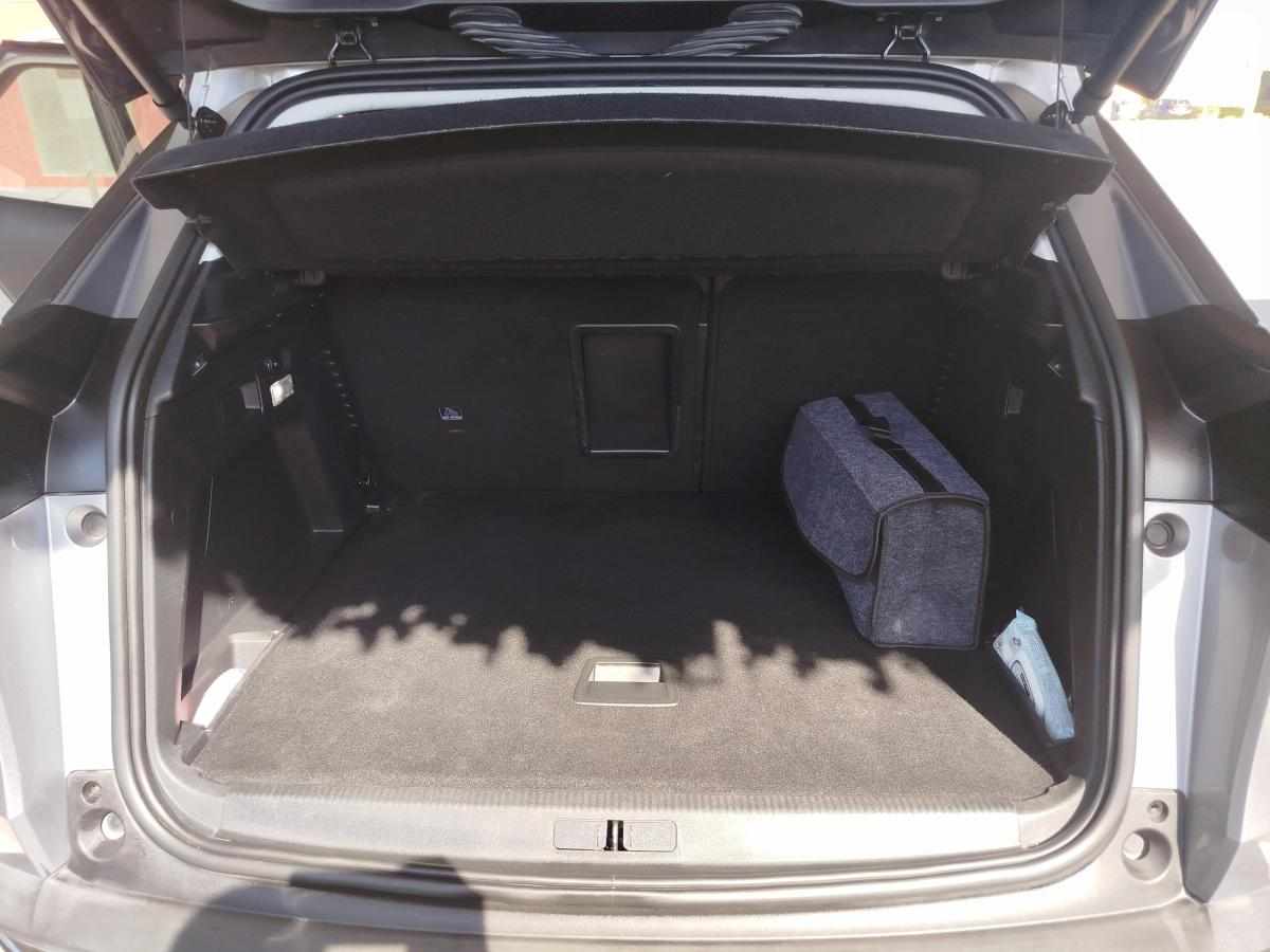 peugeot-3008-1-6-bluehdi-2017-diesel-1560cc