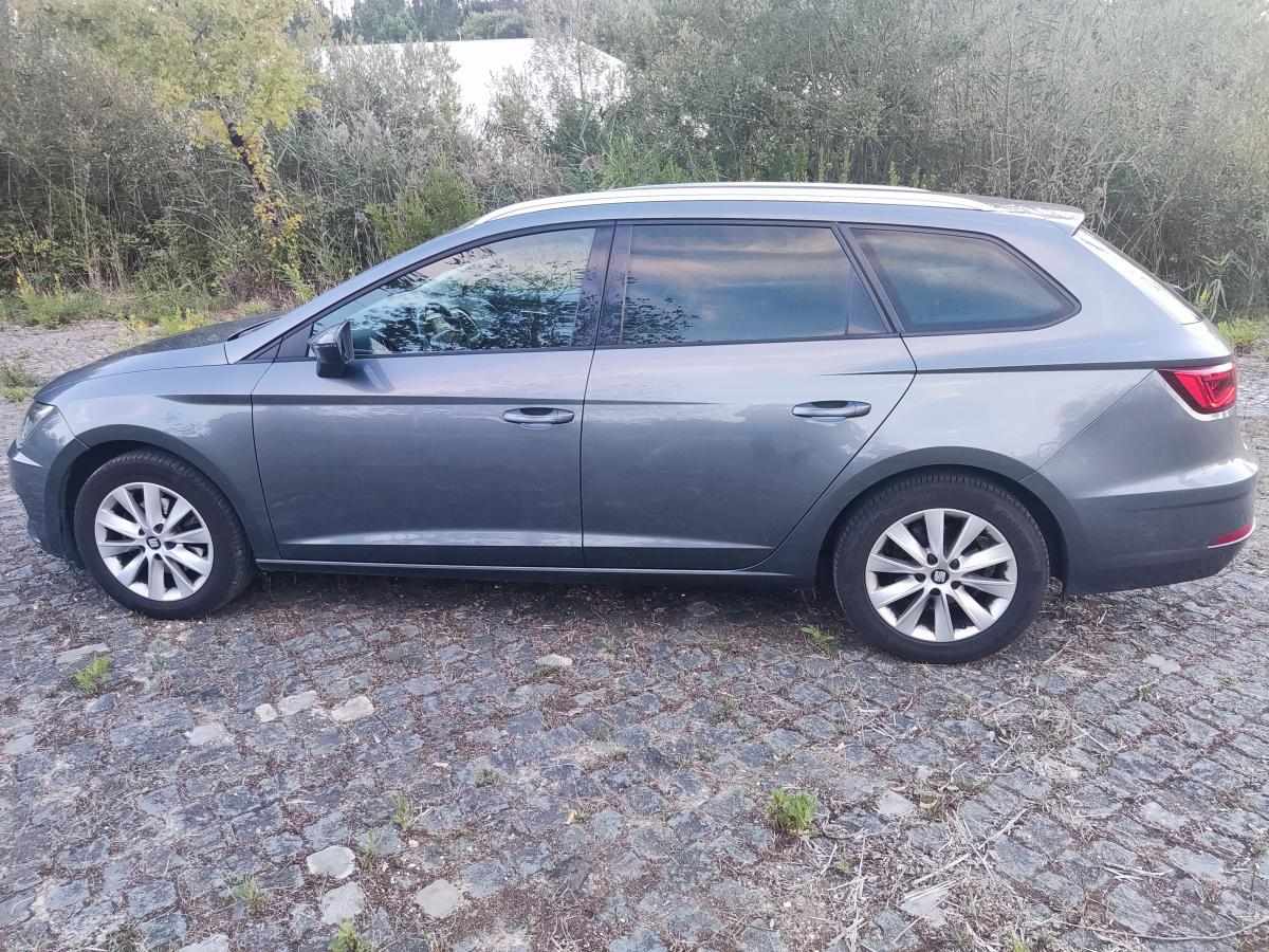 seat-leon-1-6-tdi-2017-diesel-1598cc