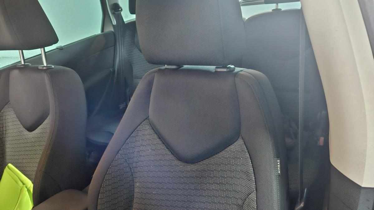 peugeot-308-1-6-hdi-fap-2010-diesel-1560cc