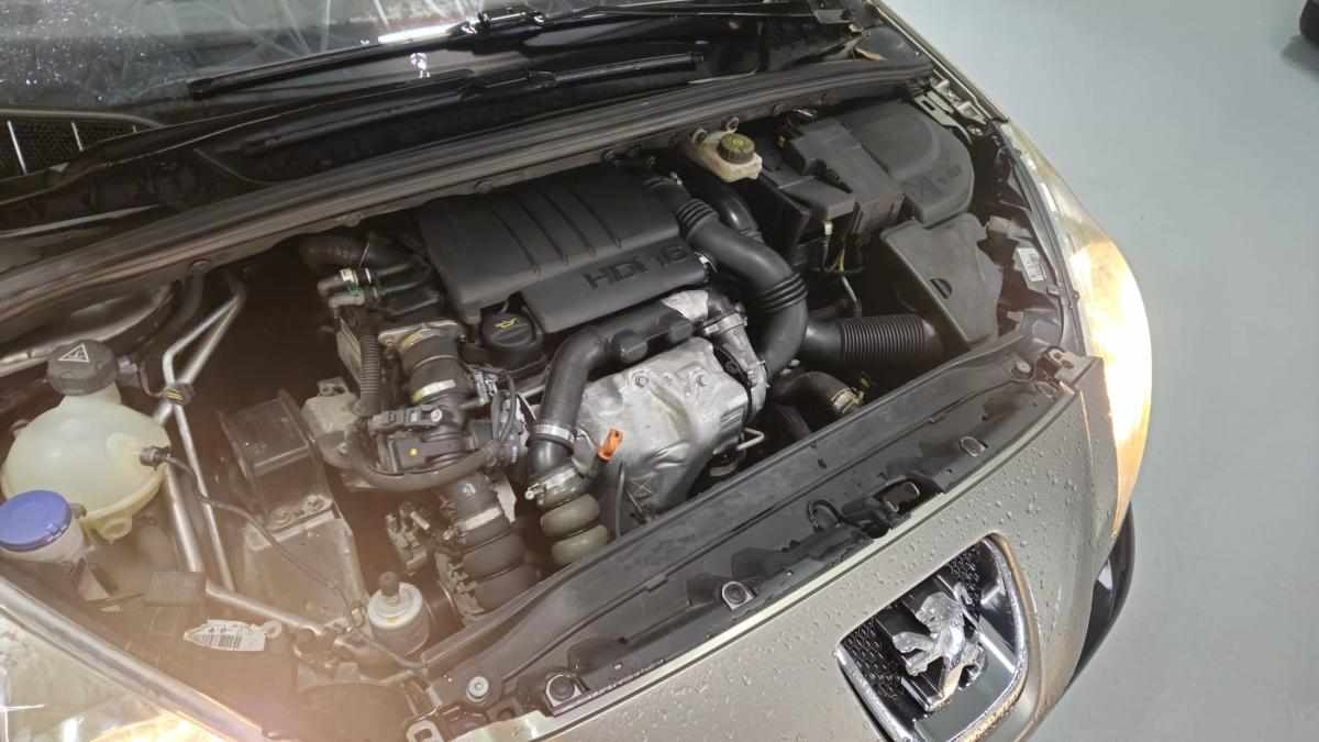 peugeot-308-1-6-hdi-fap-2010-diesel-1560cc