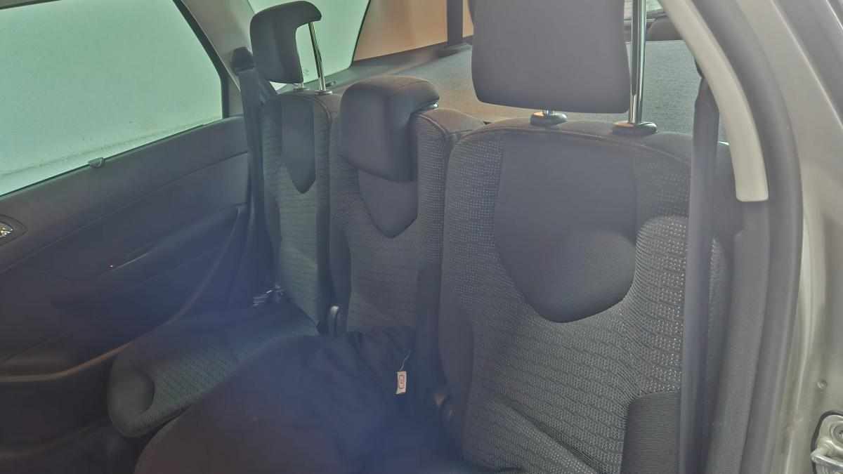 peugeot-308-1-6-hdi-fap-2010-diesel-1560cc