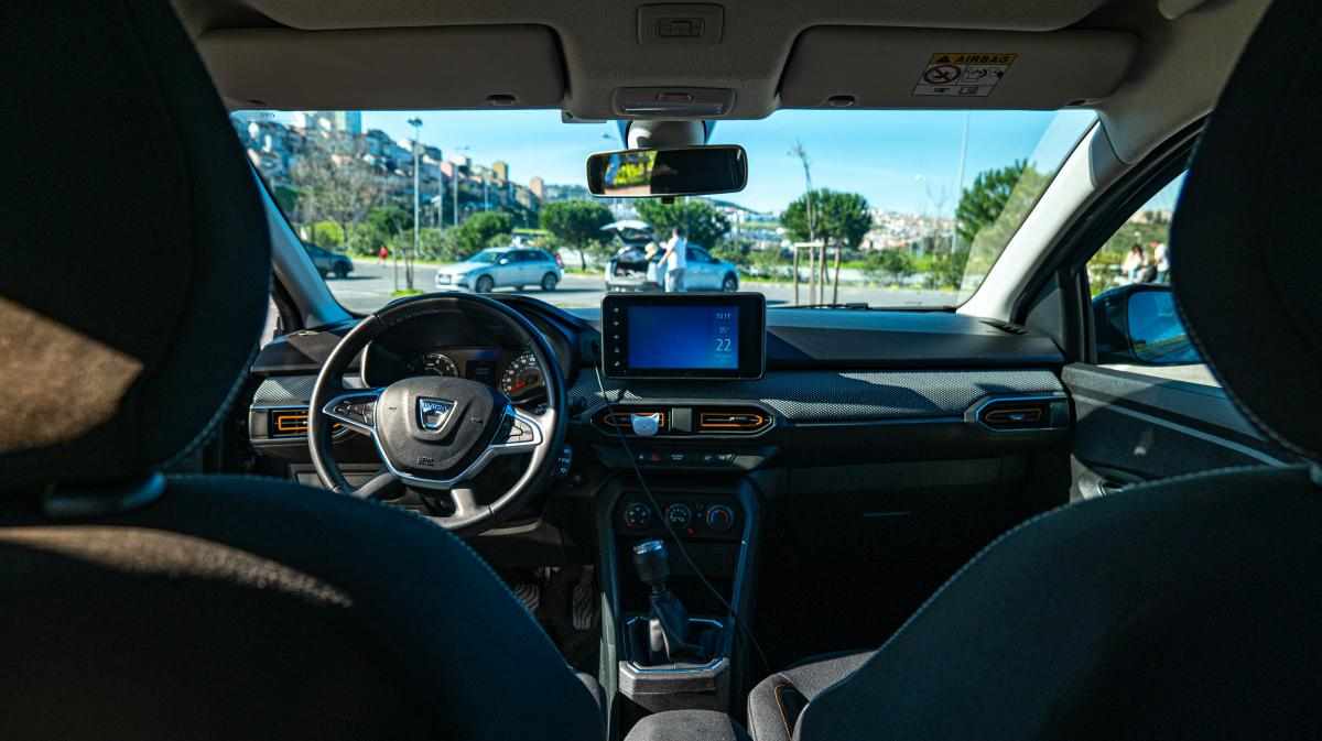 dacia-sandero-1-0-tce-2022-gasolina-999cc