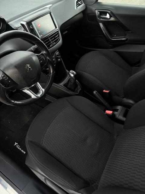 peugeot-208-1-2-vti-2018-gasolina-1199cc